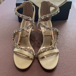 Badgley Mischka Simona Wedge Sandal Bridal Ivory